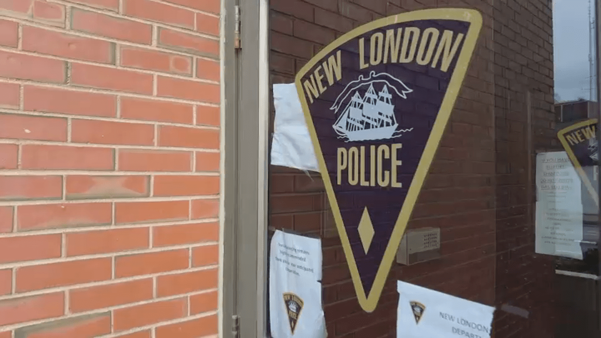 Mom, aunt, kids were involved in assault of teenage girl in New London: police