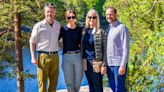 El cálido encuentro de los reyes Federico y Mary de Dinamarca con Haakon y Mette-Marit de Noruega en un bosque de cuento