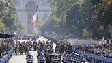 Francia conmemora el 14 de julio en plena inestabilidad política