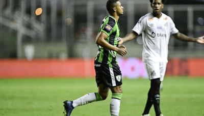 Juninho comenta se houve falta de 'fair play' ao América-MG; autor de gol evita falar