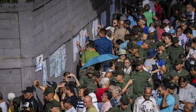 Venezuelanos protestam em Miami por não poderem votar nas eleições de seu país