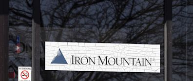 Iron Mountain's (IRM) Q1 AFFO Beat Estimates, Revenues Rise Y/Y