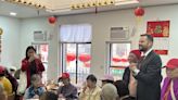 舊金山衆議員楊馳馬辦新春午宴 與華裔耆老交流