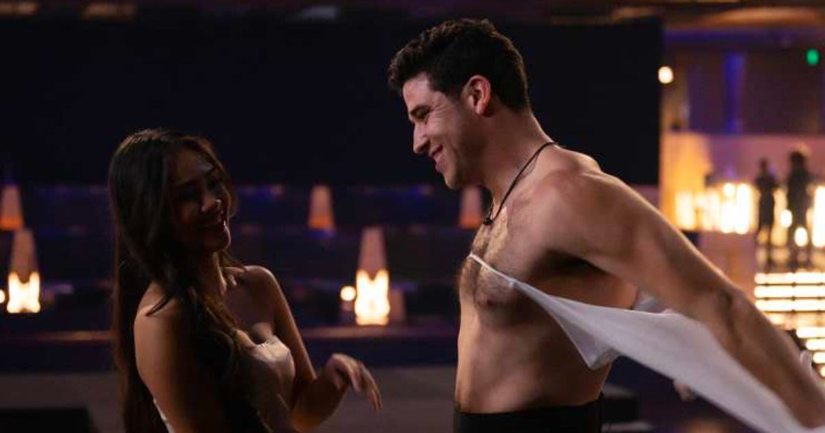 'The Bachelorette' fans slam ABC show's producers for body shaming Devin Strader