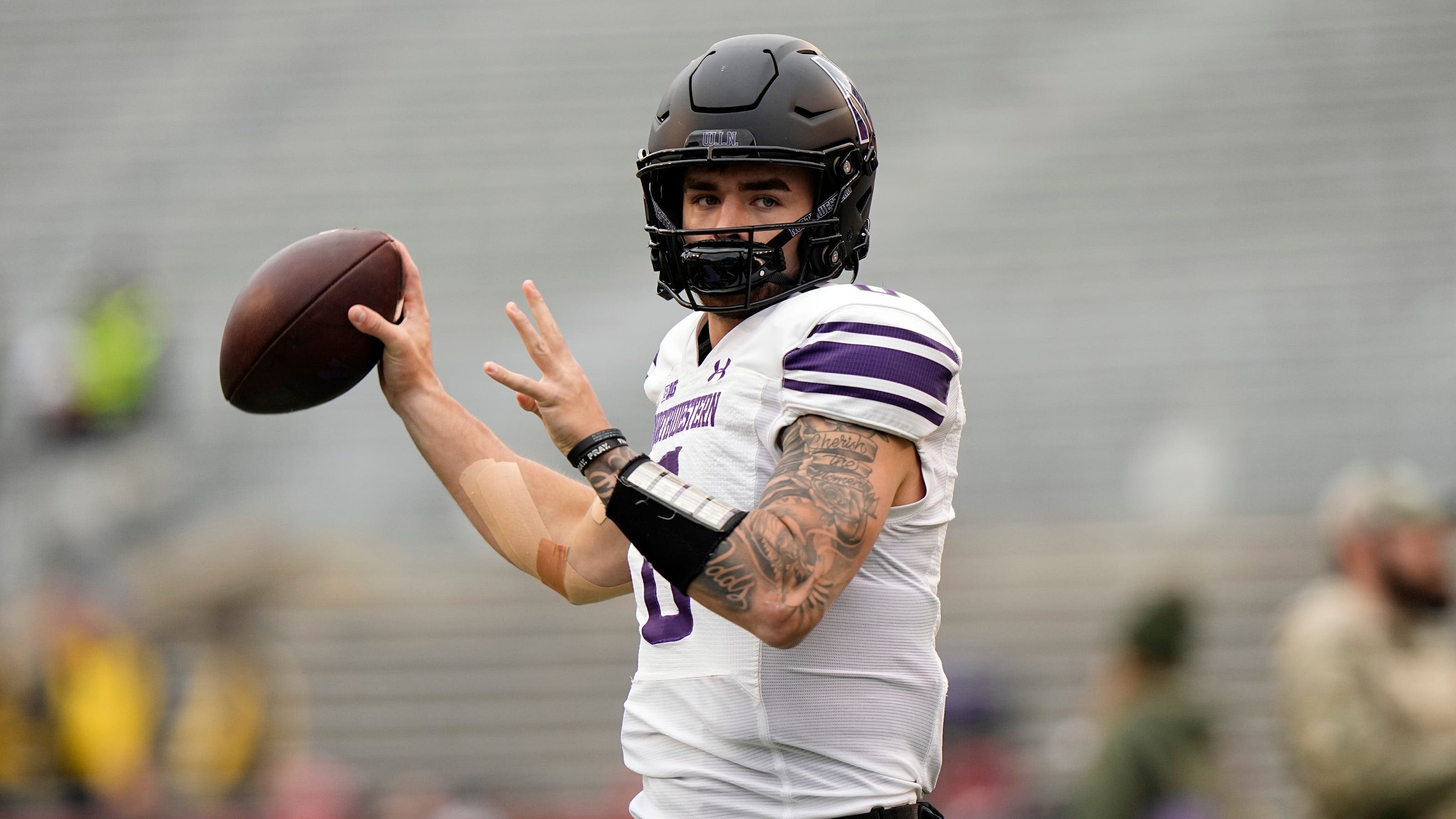 Northwestern quarterback transfer Brendan Sullivan schedules visit with Iowa football