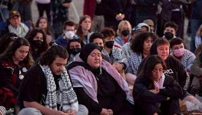 Hundreds gather on Seattle beach to remember American activist killed by Israeli military