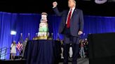 Trump conmemora su cumpleaños número 78