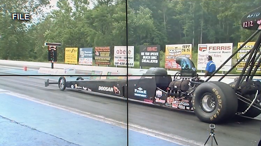 Driver dies in crash during drag race at Lebanon Valley Dragway