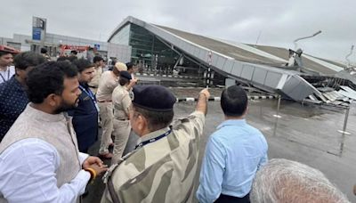 Delhi Airport roof collapse: Check flights schedule as Govt orders structural inspection of all airports - CNBC TV18