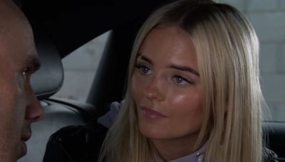 Coronation Street fans spot Kelly Neelan 'return' two years after exit after spotting 'double'