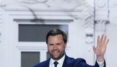 'Let's Go Blue' chant breaks out during JD Vance speech at Republican National Convention