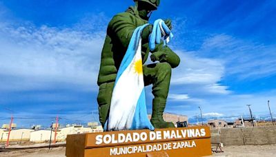 Se inaugura el Soldado de Malvinas en Zapala: todos los secretos del monumento más grande del país - Diario Río Negro