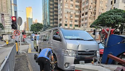 何文田男子遭客貨車撞傷 送院救治