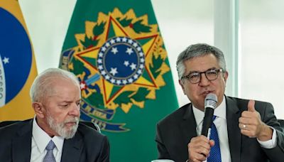 Padilha diz que Lula tem compromisso com arcabouço fiscal e que governo vai cumprir regra