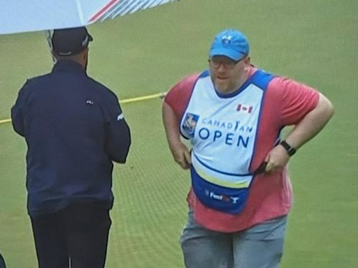 Golf fan hilariously steps in to replace Tiger Woods' ex PGA Tour caddie