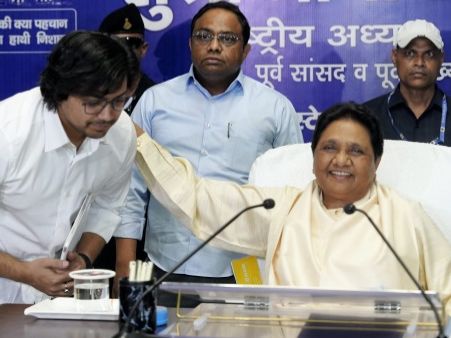 BSP Chief Mayawati Declares Nephew Akash Anand Successor Again