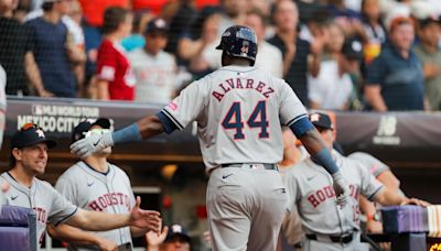 Astros domina a Rockies en primer juego de la Mexico City Series