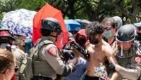 Texas police moved to break up a protest on Monday at the University of Texas at Austin