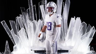Vikings revelan uniforme alternativo totalmente blanco