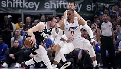 MAVERICKS 101, CLIPPERS 90 | Arkansas Democrat Gazette