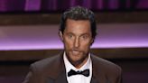 Matthew McConaughey comparte fotografía donde aparece irreconocible