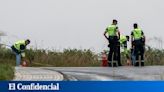 Una mujer muerta y otra herida tras chocar su coche contra dos equinos en Huelva