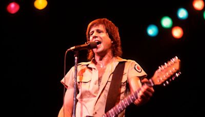 Greg Kihn, ‘Jeopardy’ and ‘Breakup Song’ power pop singer dies of alzheimers, at age 75