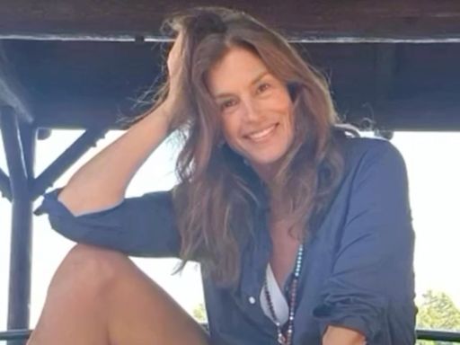 Cindy Crawford Shares Patriotic Throwbacks for Fourth of July — Featuring a Sexy Star-Spangled Bikini!