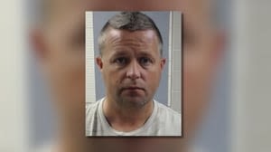 Former Ga. gym owner made child porn inside business, indictment alleges