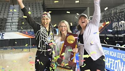 Genoa grad Amy Sander earns second national crown as coach on Minnesota State staff