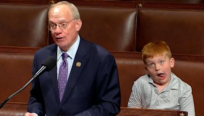 Congressman's son steals show on House floor, hamming it up for cameras