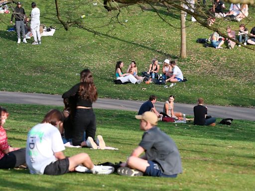 Brits told to prepare for 3 months of heat ahead of 'summer scorcher'