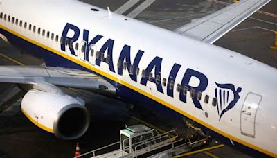 Italien: Mann stirbt auf Ryanair-Flug – schwangere Ehefrau muss hilflos zusehen