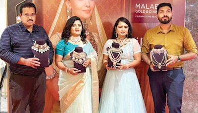 ‘VIRAAZ’ Royal Polki Jewellery Show at Malabar Gold and Diamonds - Star of Mysore