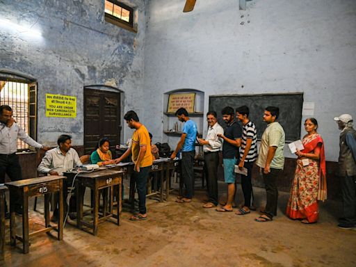 India’s Election Body Raises Turnout Figures, Despite Criticism