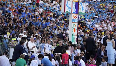 El Papa Francisco inaugura el Día Mundial de los Niños en el Estadio Olímpico de Roma