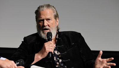 Jeff Bridges views cancer battle that left him 'pretty close to dying' as 'learning experience'