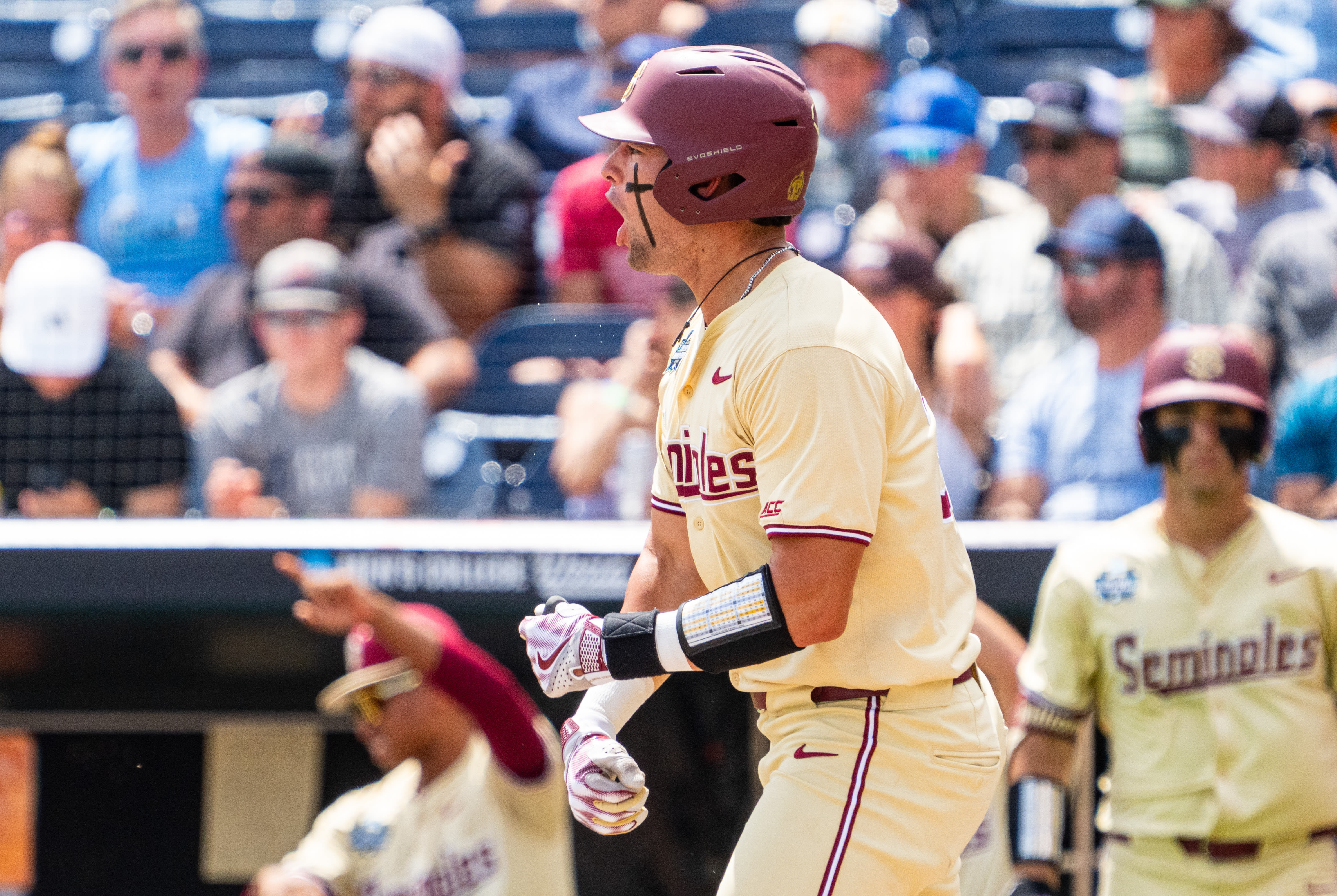 Men's College World Series Day 5: Florida State fends off Vance Honeycutt, North Carolina to reach semifinals