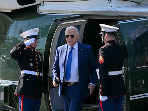 President Biden arrives for Chicago for fundraiser bringing in more than $2 million for re-election campaign