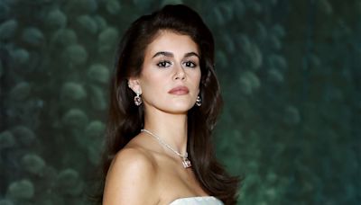 Kaia Gerber Channeled Cindy Crawford With a Bouncy Blowout at the Met Gala