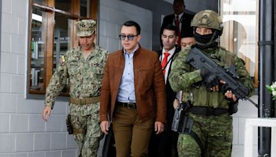 Ecuador se militariza