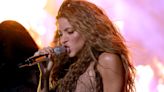Acusan a Shakira de hacer 'playback' en su presentación de los premios MTV VMAs