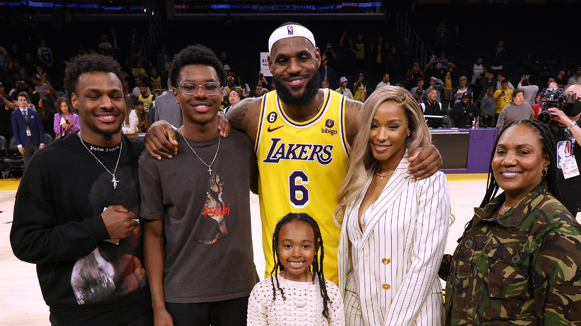 LeBron gives retirement update as he admits family will help him make decision