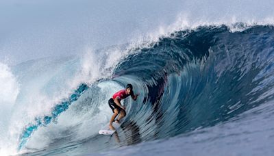 Surfing in Paris 2024: Alonso Correa, the boy who loved the sea because it was "dangerous" and seeks his first Olympic medal