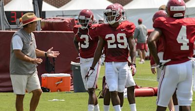 How ‘Giving’ Nick Saban has surprised new Alabama DC Kane Wommack