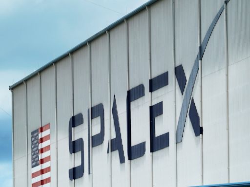 Musk, frustrated with California laws, says SpaceX, X will move headquarters to Texas