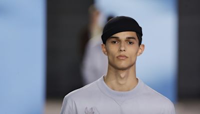 Paris fashionistas says au revoir to design legend Dries Van Noten