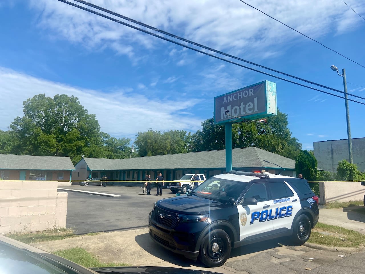 45-year-old ID’d as man killed in parking lot shooting at Birmingham’s Anchor Motel