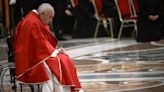 Papa Francisco lamenta los suicidios y el hacinamiento en las cárceles