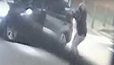 Watch moment CCTV captures man take aim with sawn -off shotgun in car park